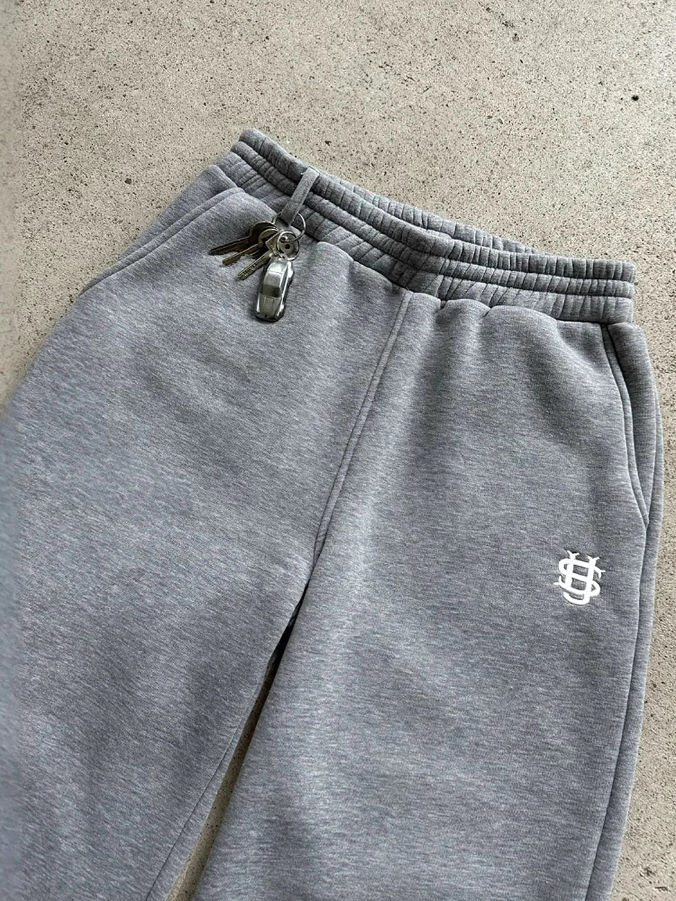 New Y2K Pants Personalized Pant Leg Zipper Embroidery Hip Hop Casual Joggers Men Pants Retro Straight Pants Tracksuit Streetwear - Clothesfassion.store
